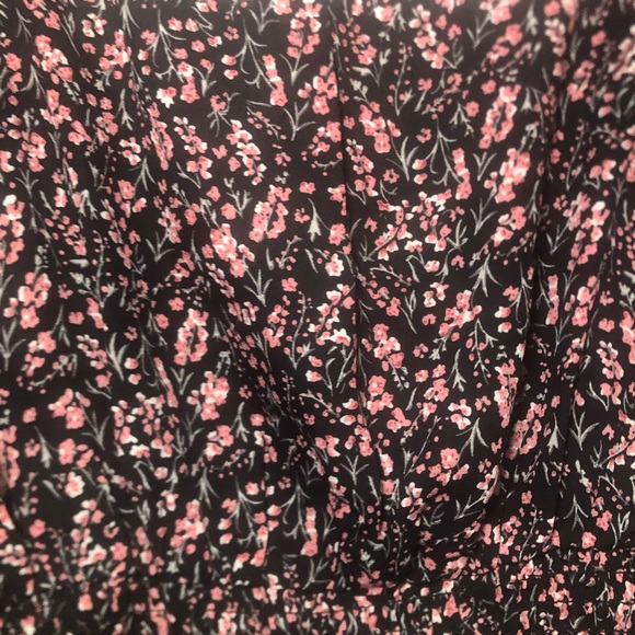 No Frills Los Angeles Cropped Blouse Size L Floral Print - Picture 6 of 7